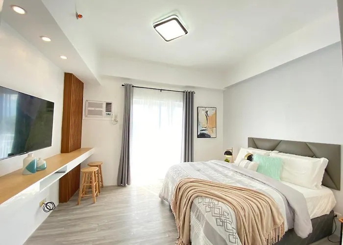 Amani Grand #332, Near Mactan Airport,fast Wifi, Netflix & Pool * Lapu-Lapu City