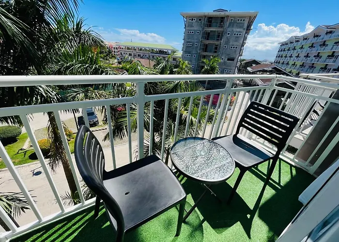 Apartment Amani Grand #332, Near Mactan Airport,fast Wifi, Netflix & Pool *